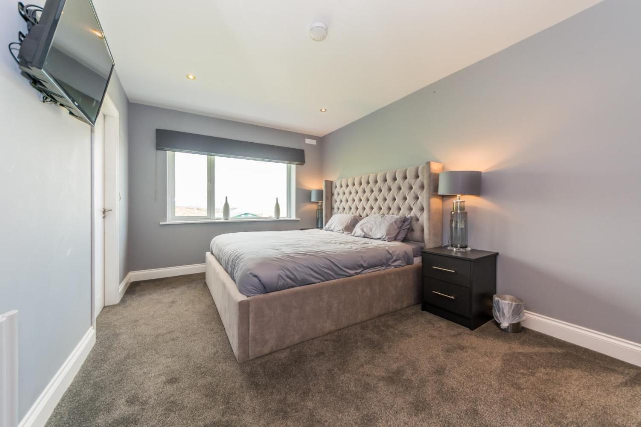 River Views,Kinsale, Hosted By Exquisite Holiday Homes, Sleeps 26 Cork Esterno foto
