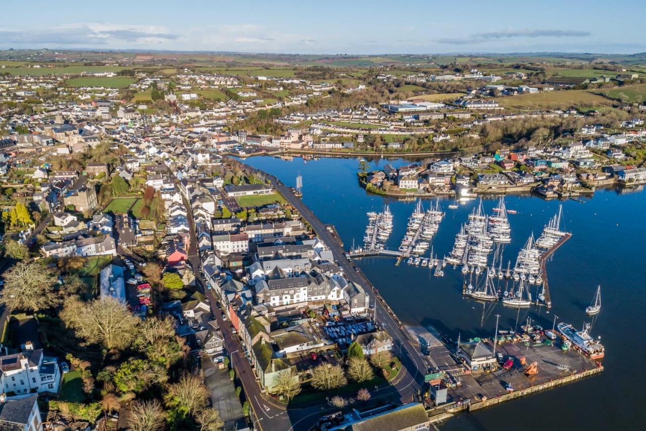 River Views,Kinsale, Hosted By Exquisite Holiday Homes, Sleeps 26 Cork Esterno foto