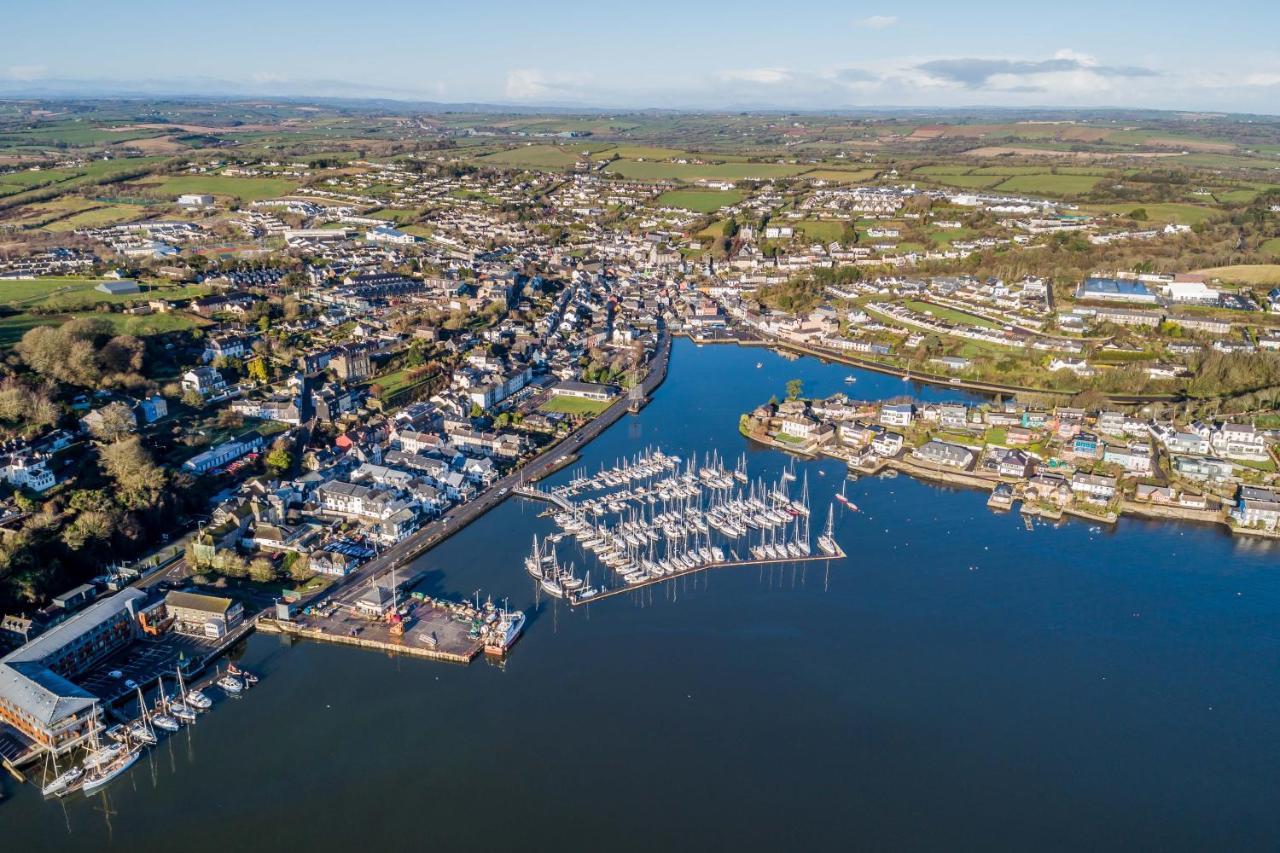 River Views,Kinsale, Hosted By Exquisite Holiday Homes, Sleeps 26 Cork Esterno foto